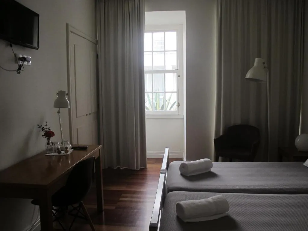 Twin Room with Private Bathroom