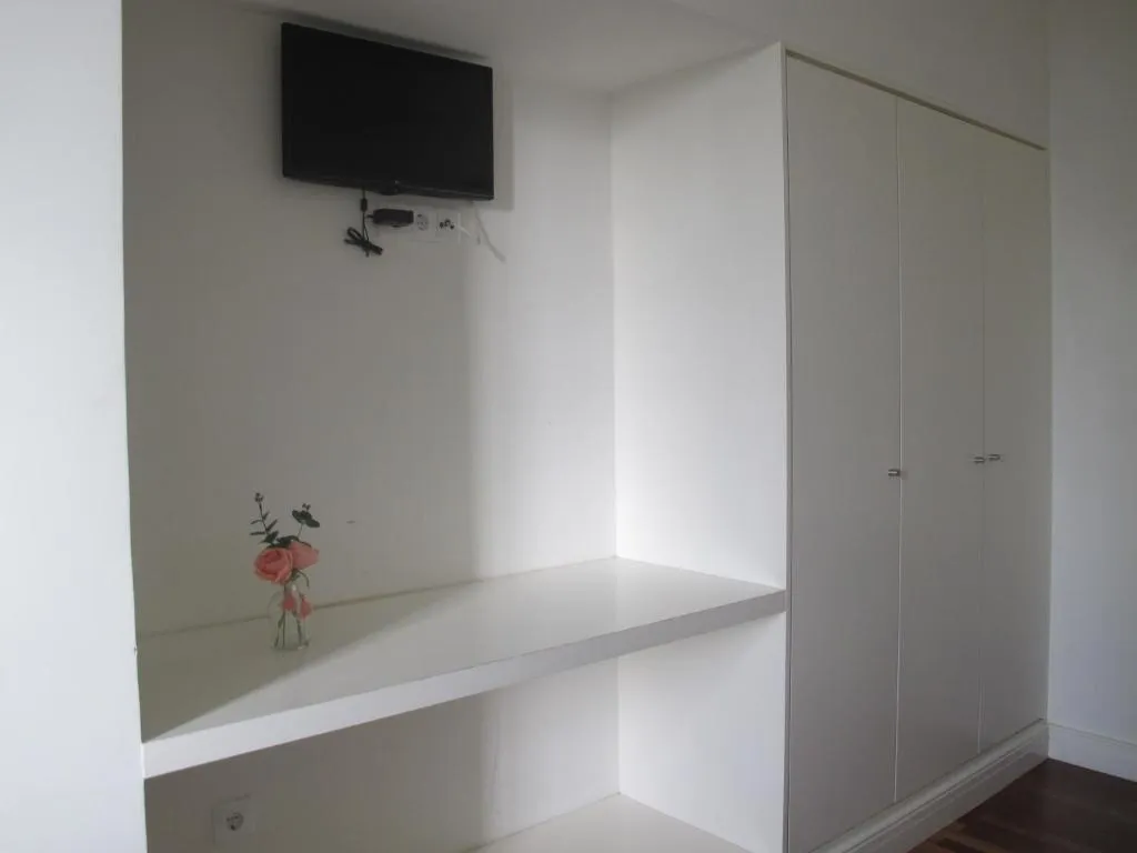 Twin Room with Private Bathroom